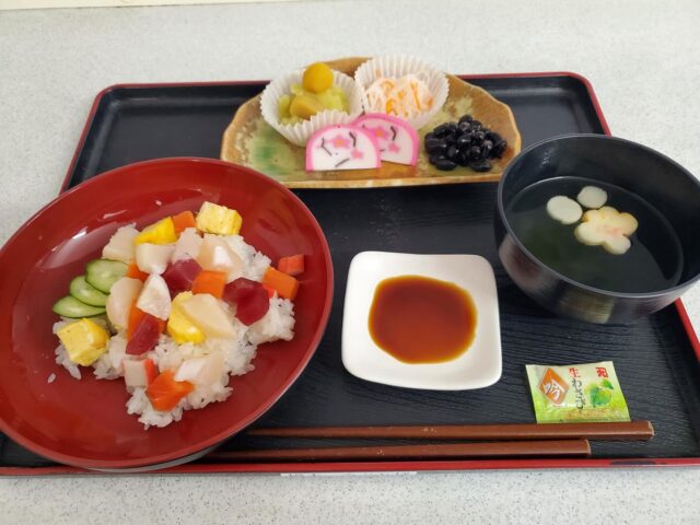 2026.1.1元旦
いろはではゲームをして、美味しいお食事を食べて過ごしました♪